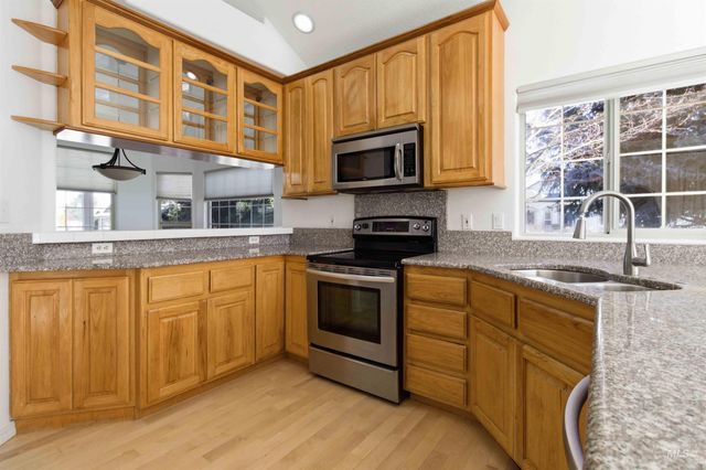 4550 W Brassie Ct, Meridian, ID 83646