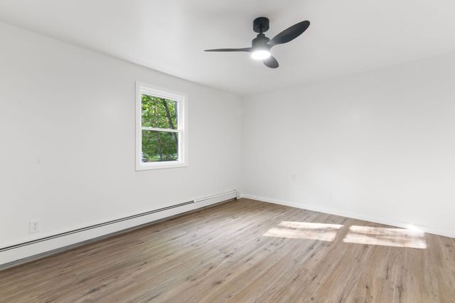 172 Franklin Road, Vernon, VT 05354