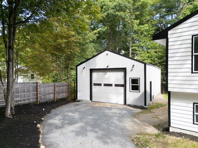 172 Franklin Road, Vernon, VT 05354