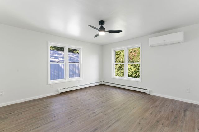 172 Franklin Road, Vernon, VT 05354