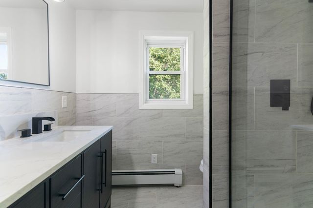 172 Franklin Road, Vernon, VT 05354