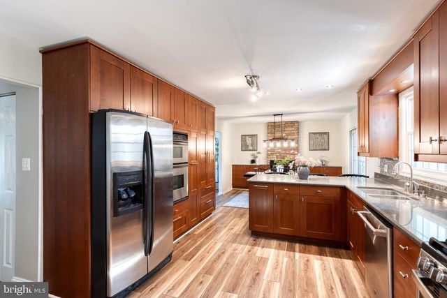 1027 TRICKLING BROOK RD, Cockeysville, MD 21030