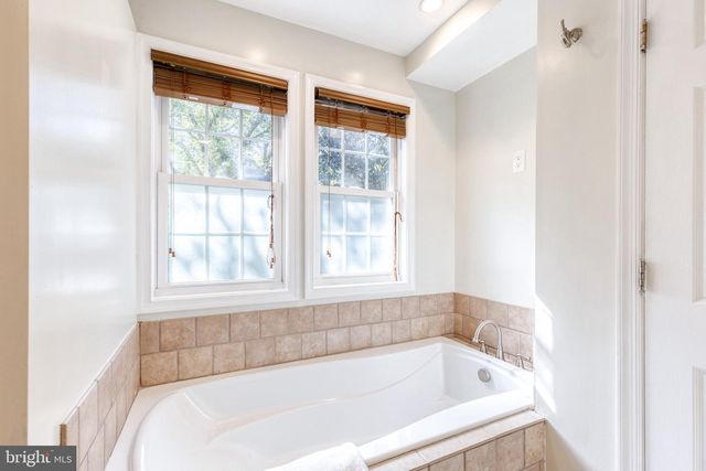 1027 TRICKLING BROOK RD, Cockeysville, MD 21030