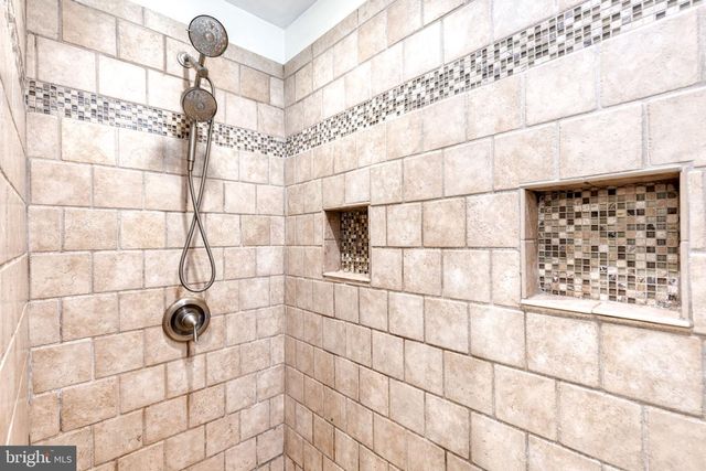 1027 TRICKLING BROOK RD, Cockeysville, MD 21030