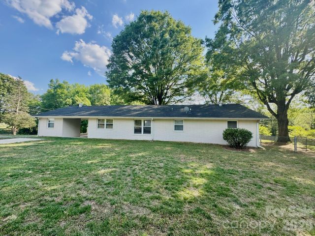 1160 Alvin Hough Road, Midland, NC 28107