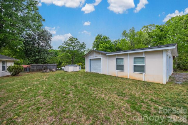 1160 Alvin Hough Road, Midland, NC 28107