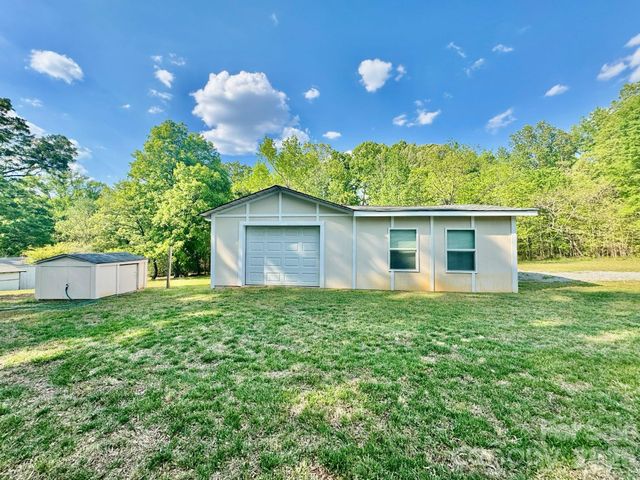 1160 Alvin Hough Road, Midland, NC 28107