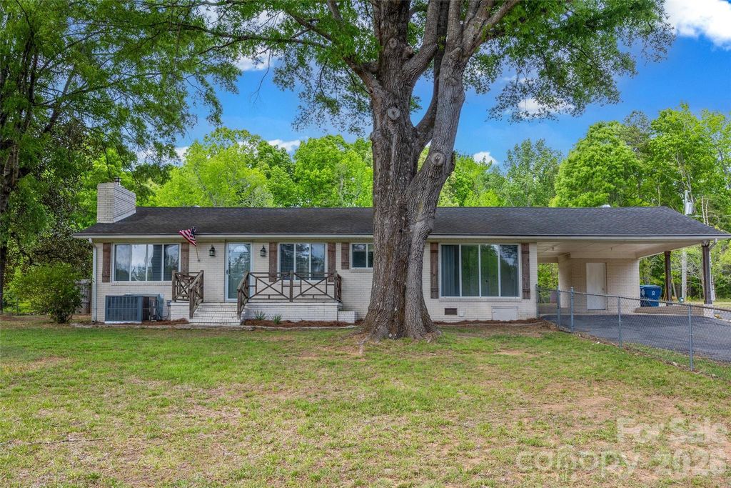 1160 Alvin Hough Road, Midland, NC 28107