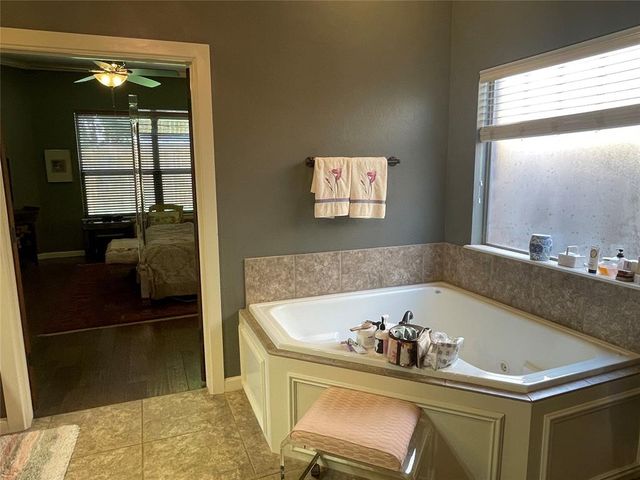 5609 NW 163rd Terrace, Edmond, OK 73013