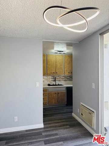 360 S Kenmore Avenue 305, Los Angeles, CA 90020