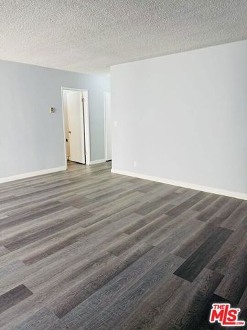 360 S Kenmore Avenue 305, Los Angeles, CA 90020