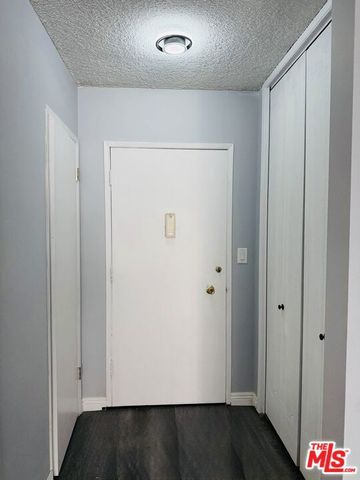 360 S Kenmore Avenue 305, Los Angeles, CA 90020