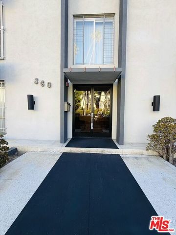 360 S Kenmore Avenue 305, Los Angeles, CA 90020