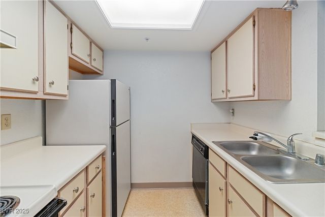 3550 Bay Sands Drive 1050, Laughlin, NV 89029