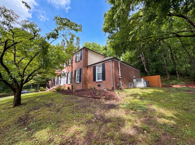 5416 Forest Acres Dr, Nashville, TN 37220