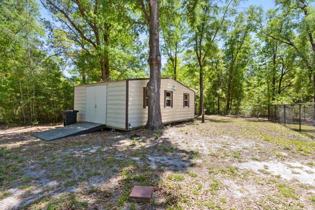 1259 Black Creek Boulevard, Freeport, FL 32439