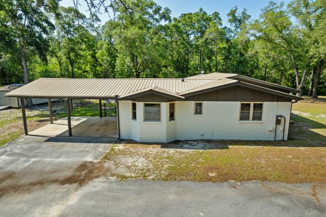 1259 Black Creek Boulevard, Freeport, FL 32439