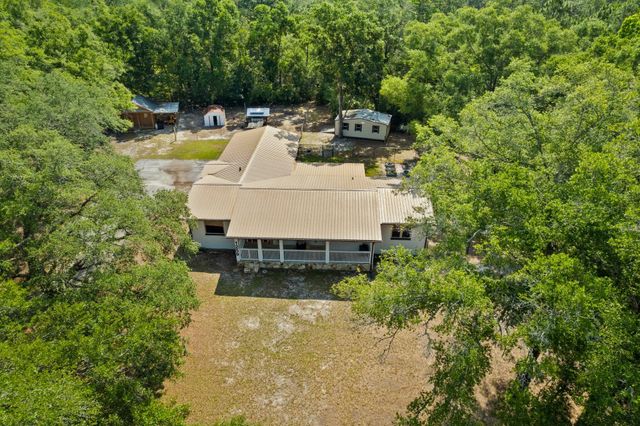 1259 Black Creek Boulevard, Freeport, FL 32439