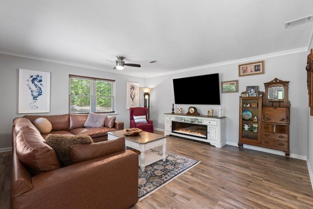 1259 Black Creek Boulevard, Freeport, FL 32439