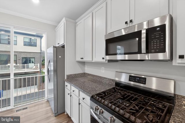 4300 ROLAND HEIGHTS AVE, Baltimore, MD 21211