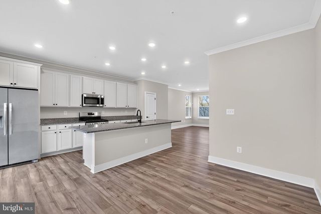 4300 ROLAND HEIGHTS AVE, Baltimore, MD 21211