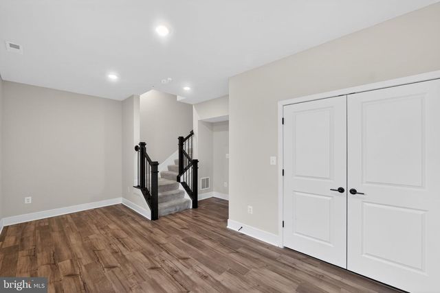 4300 ROLAND HEIGHTS AVE, Baltimore, MD 21211