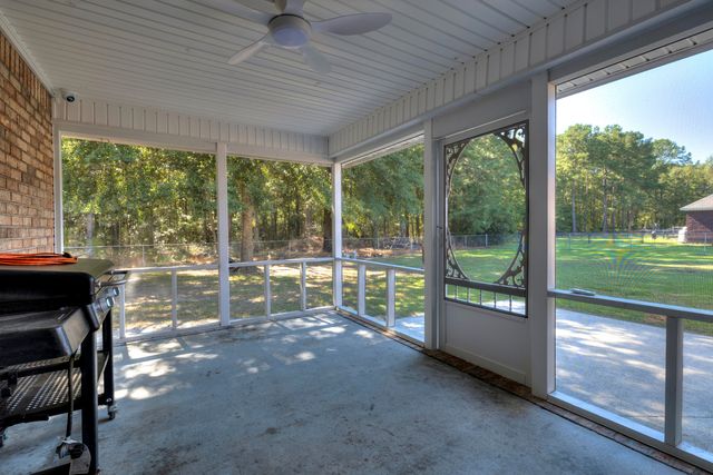 1111 Nicole Drive, Manning, SC 29102