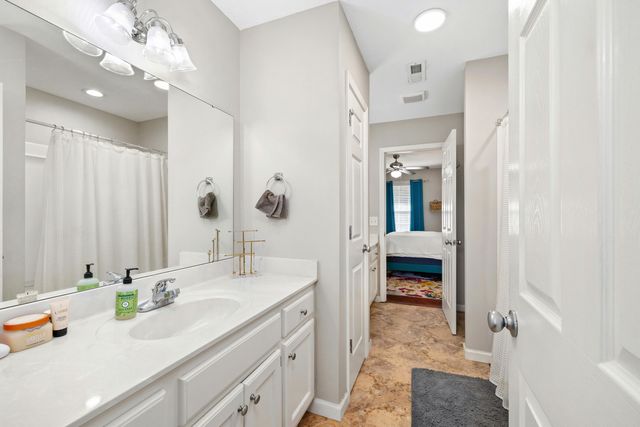 1111 Nicole Drive, Manning, SC 29102