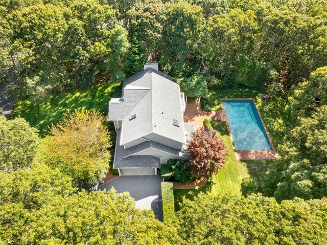 8 Mountain Laurel Lane, Southampton, NY 11968