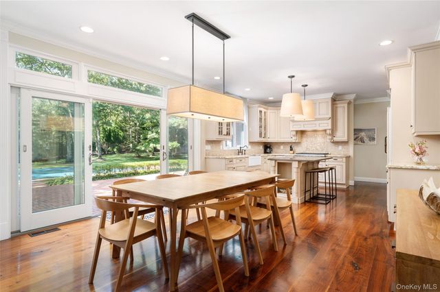 8 Mountain Laurel Lane, Southampton, NY 11968