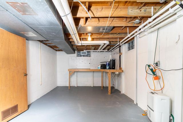 6800 Abbot Place, Worthington, OH 43085