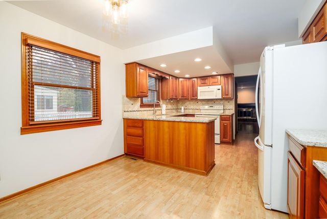 6800 Abbot Place, Worthington, OH 43085