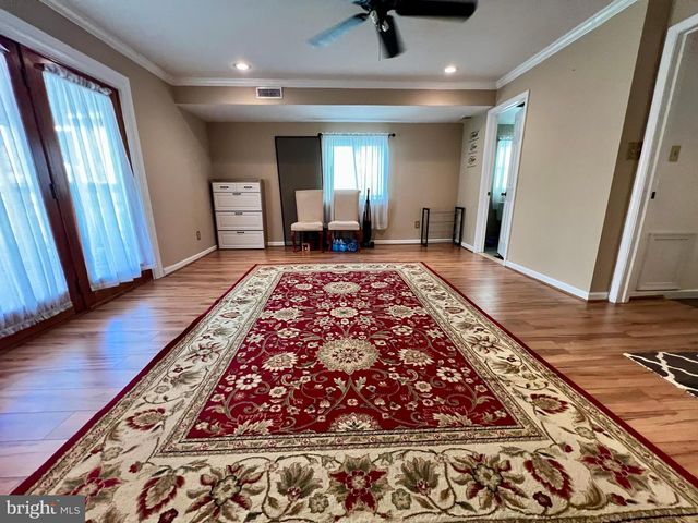 2988 WELSH RD, Philadelphia, PA 19152