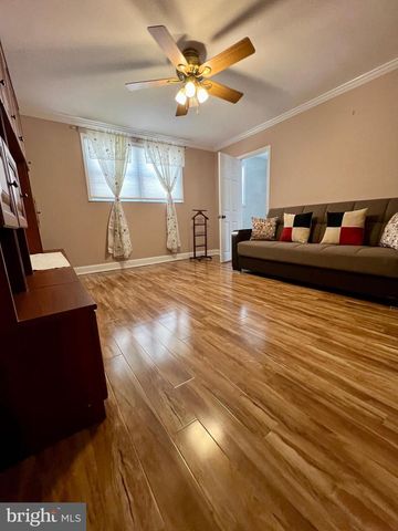 2988 WELSH RD, Philadelphia, PA 19152