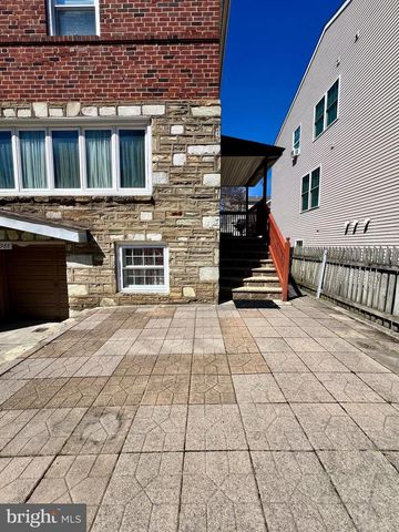 2988 WELSH RD, Philadelphia, PA 19152