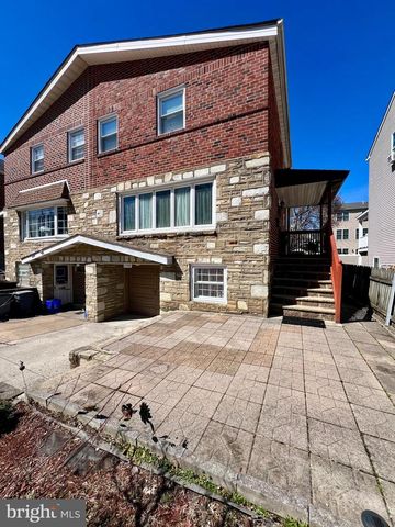 2988 WELSH RD, Philadelphia, PA 19152