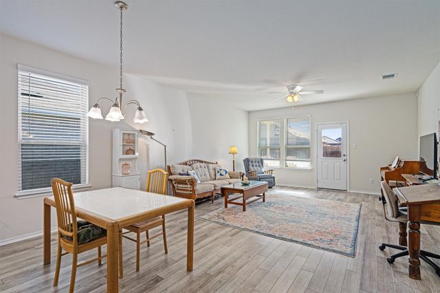 160 Gunther WAY, Taylor, TX 76574