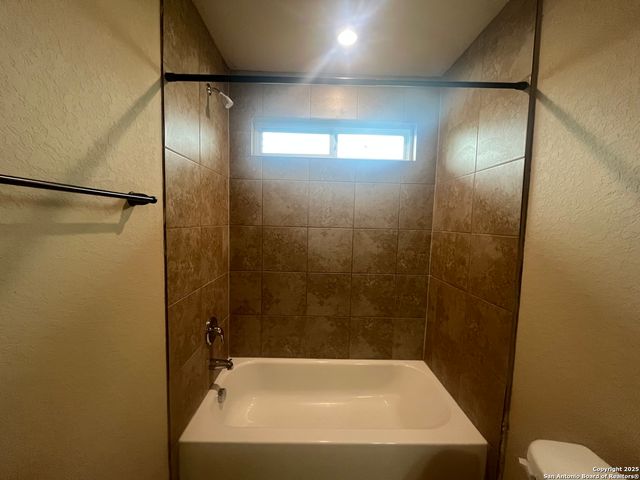 6602 Arancione Ave Unit 102, San Antonio, TX 78233