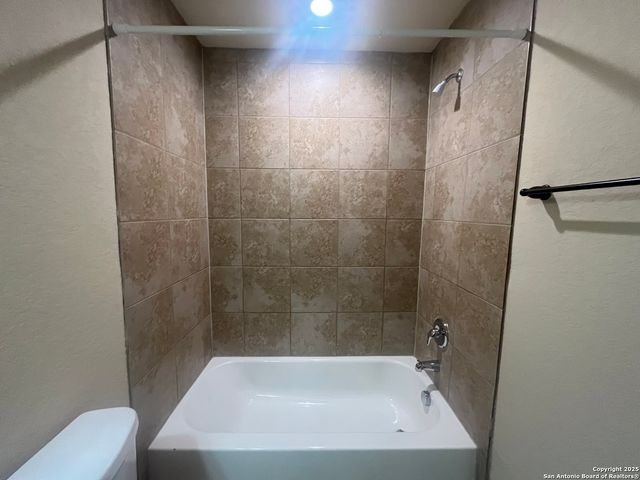 6602 Arancione Ave Unit 102, San Antonio, TX 78233