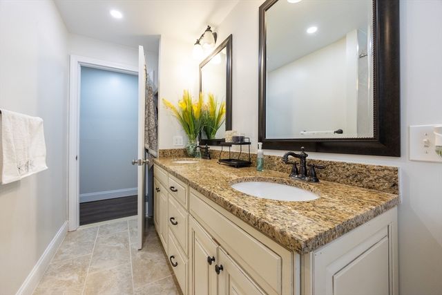 222 Blackstone St, Bellingham, MA 02019