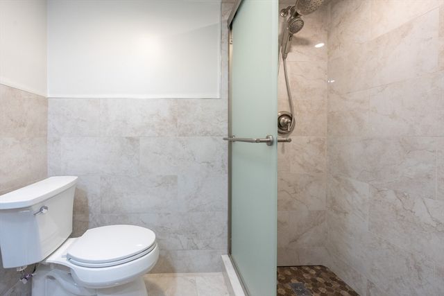 222 Blackstone St, Bellingham, MA 02019