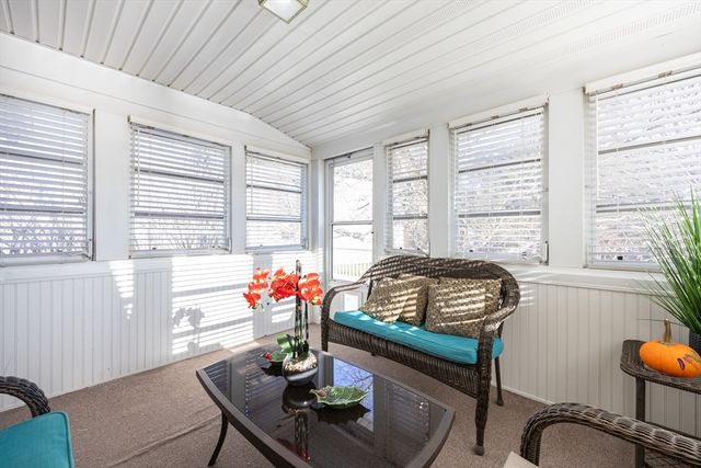 222 Blackstone St, Bellingham, MA 02019