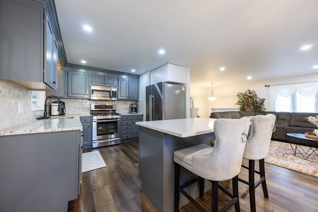 222 Blackstone St, Bellingham, MA 02019