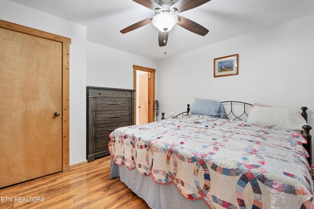 832 Christy Lane, Townsend, TN 37882