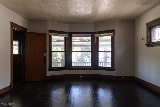 1738 Coit Road, East Cleveland, OH 44110