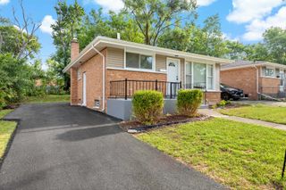 293 Hickory Street, Chicago Heights, IL 60411