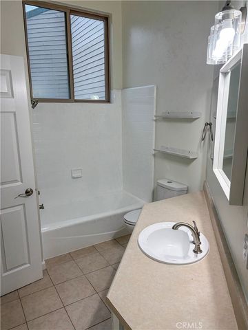 1445 Prefumo Canyon 20, San Luis Obispo, CA 93405