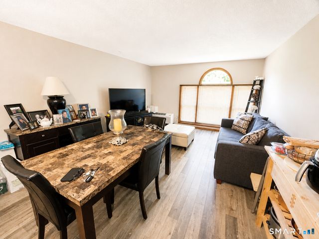 24 West Road 16, Ellington, CT 06029