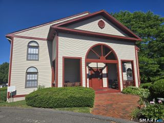24 West Road 16, Ellington, CT 06029
