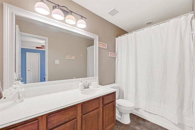 2606 Skyview Shadows Court, Houston, TX 77047